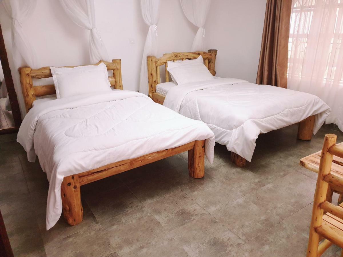 Merinja Guest House Naivasha Exterior photo